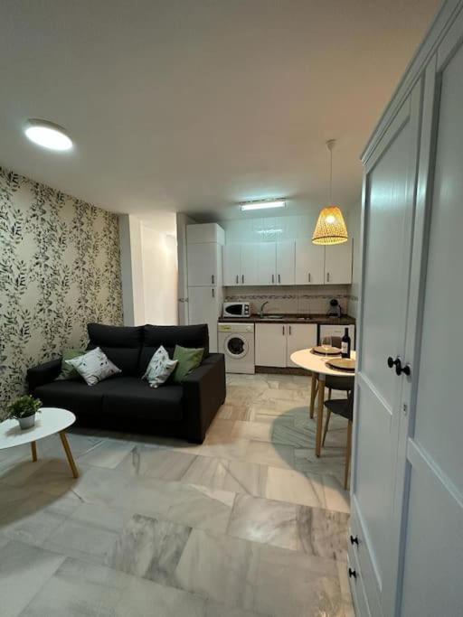 Precioso Estudio Junto Al Mar, Apartamentos Don Diego En La Carihuela Torremolinos Luaran gambar