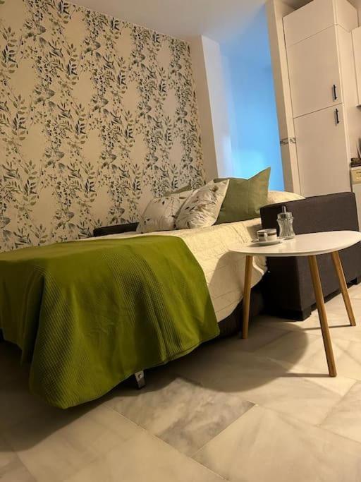 Precioso Estudio Junto Al Mar, Apartamentos Don Diego En La Carihuela Torremolinos Luaran gambar